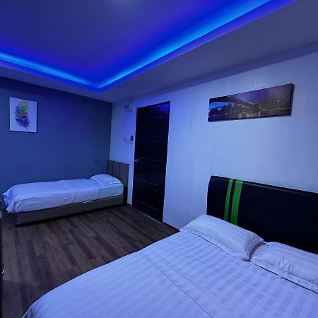 Cow B Homestay Semporna Bagian luar foto