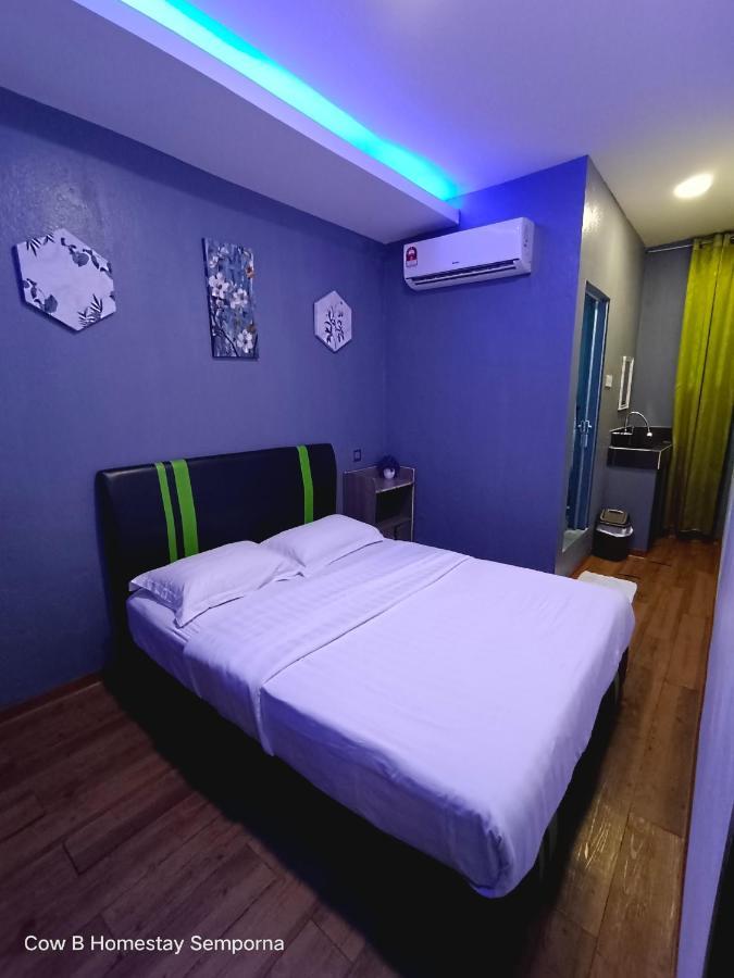 Cow B Homestay Semporna Bagian luar foto