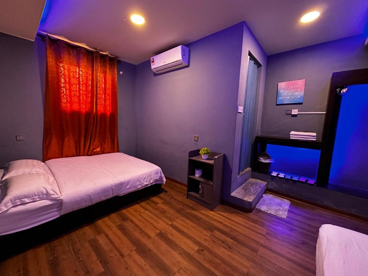 Cow B Homestay Semporna Bagian luar foto