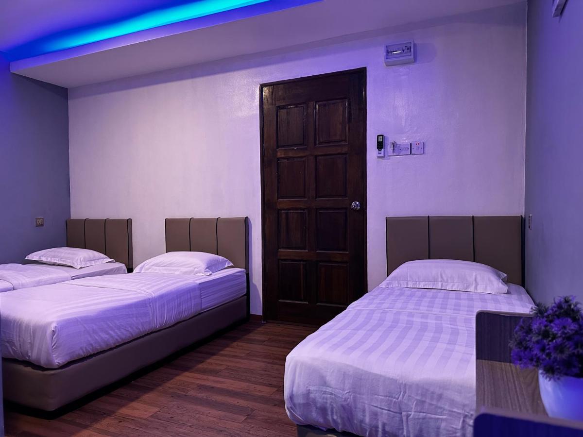 Cow B Homestay Semporna Bagian luar foto