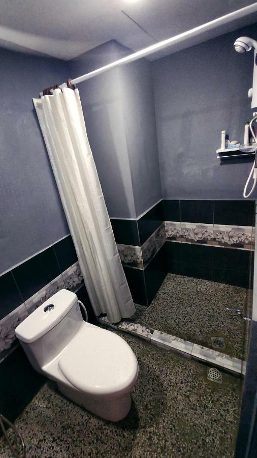 Cow B Homestay Semporna Bagian luar foto